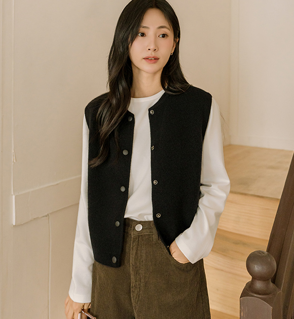 Vine Snap Button Round Knit Vest