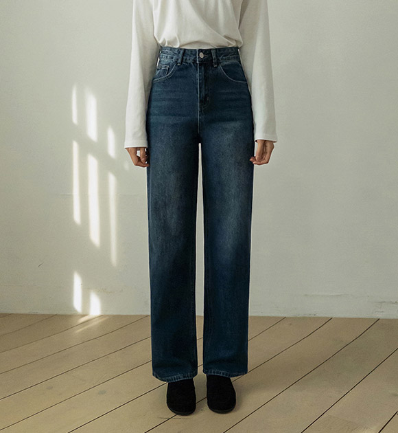 Delby Back-Slit Straight Jeans (Short/Long)