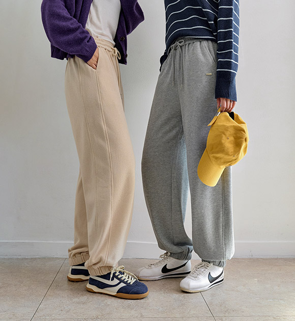Soft Peach Fleece-Banded Jogger Pants