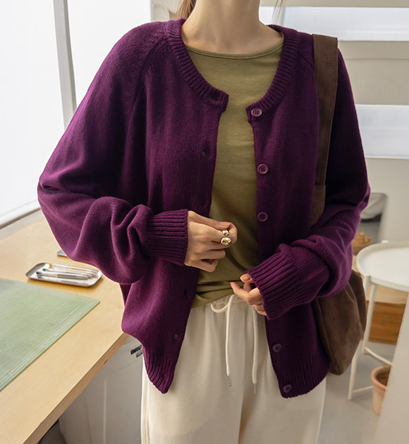 Relaxed Raglan Cardigan (Round/V-necked)