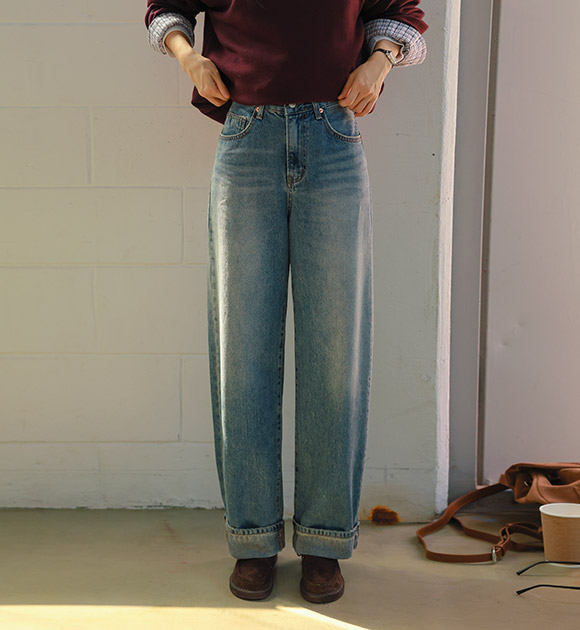 Vintage Color Roll-Up Baggy Jeans