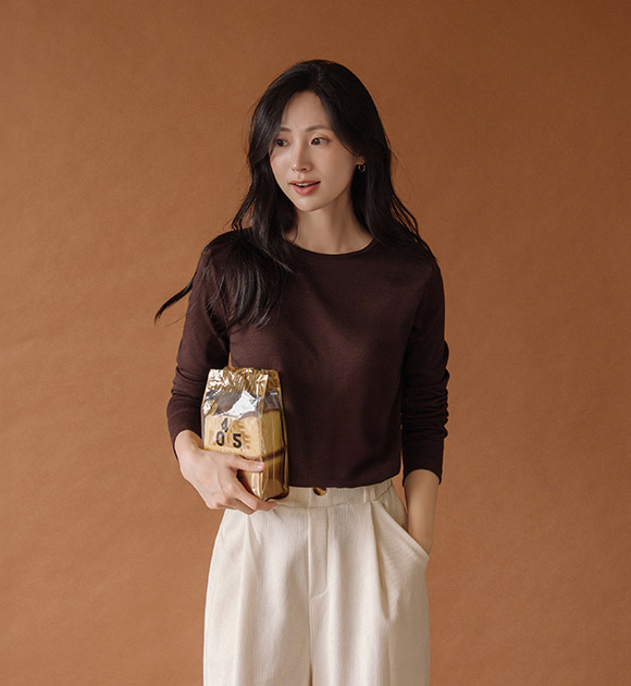 Structured-Neck Stretchy Soft Modal Spandex Tee