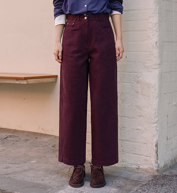 Aina Label Point Curved Pants