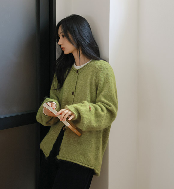 Coloring Round-Neck Wool Cardigan