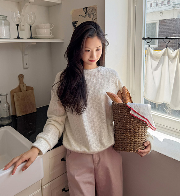 [🤍 Delicate Boat Neck / Date-Ready Favorite] [JUST BETTER] Angel Boat Neck Knit Sweater