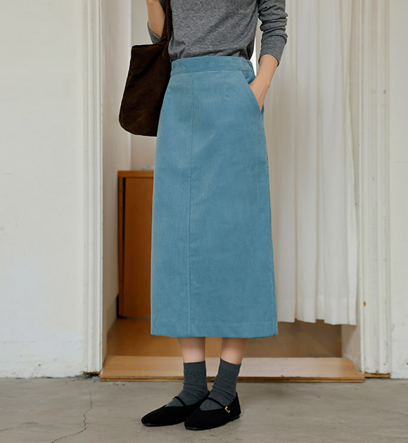 Ribbed Back-Banded Spandex Corduroy Skirt