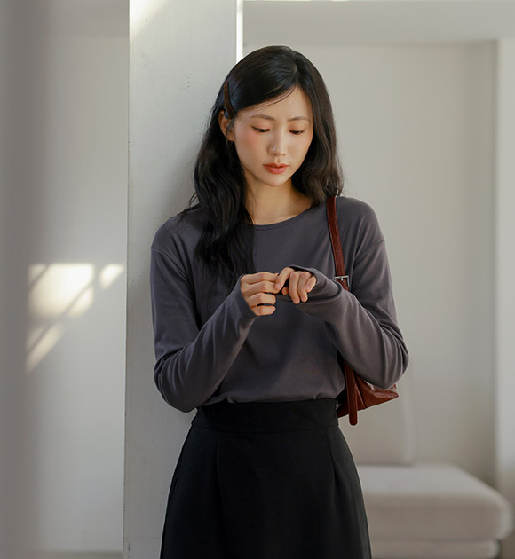 Cozy Color Round T-shirt