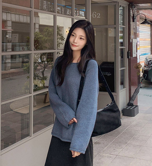 Delicate Line Cashmere Boat Neck Knitwear
